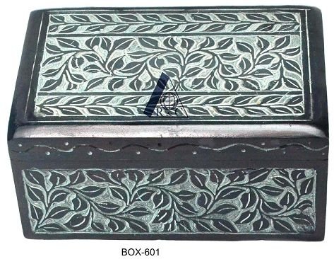 NATURAL JEWEL BOX
